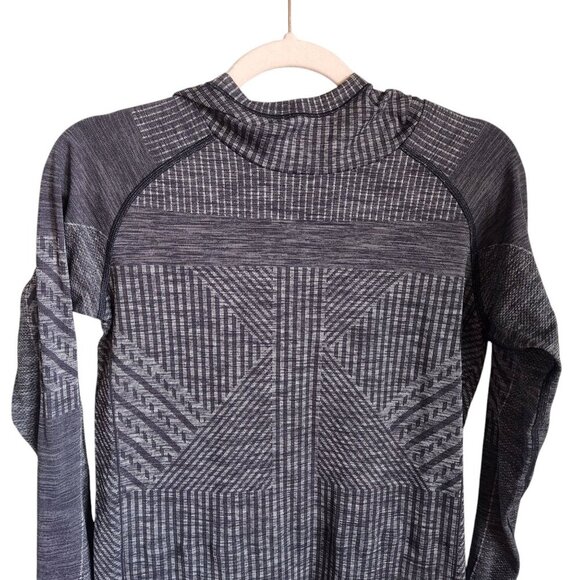 Lululemon Shirt Gray Grey 8 Women's Rest Less Hoodie Striped Pattern Pockets Run - Picture 2 of 9